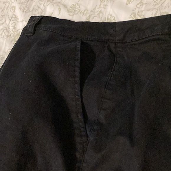 Black pants with cuff and straight leg - Picture 5 of 8